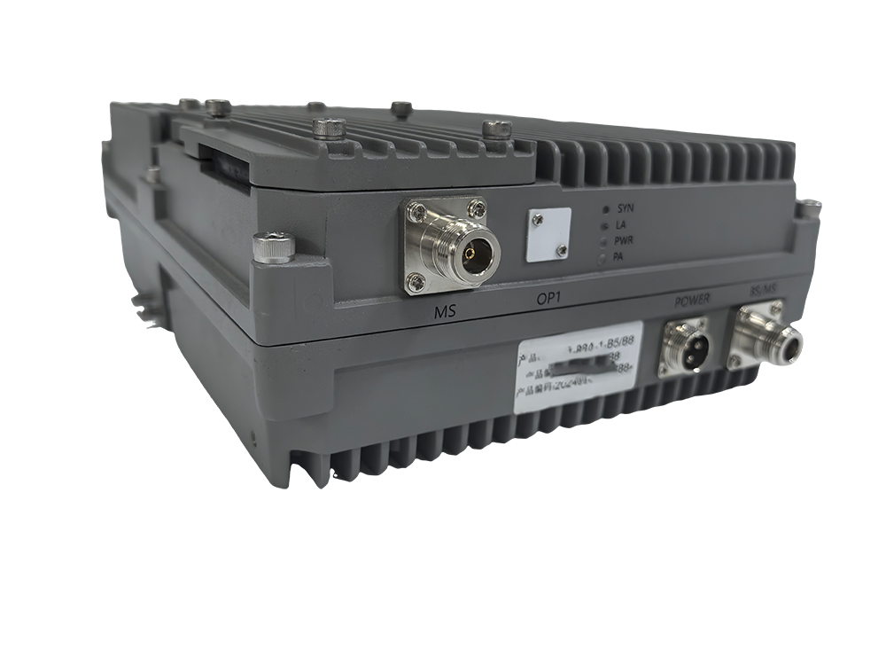  城中三频手机信号接收器2000㎡