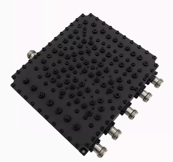  城中双频三频四频五频腔体合路器4G+5G