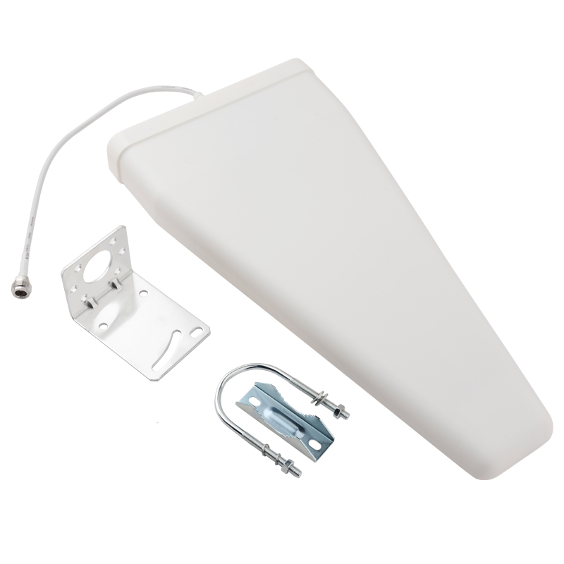  城中对数周期天线定向接收发射700-3700MHz